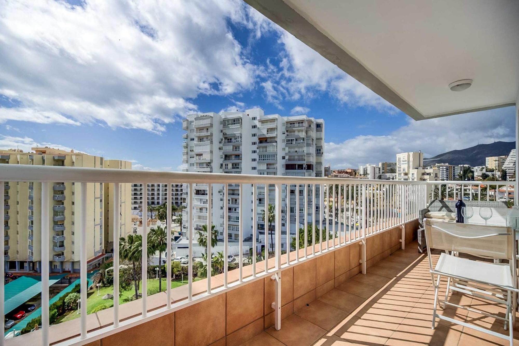 Puerto Marina, Apartamento Frente Al Mar Бенальмадена Екстер'єр фото