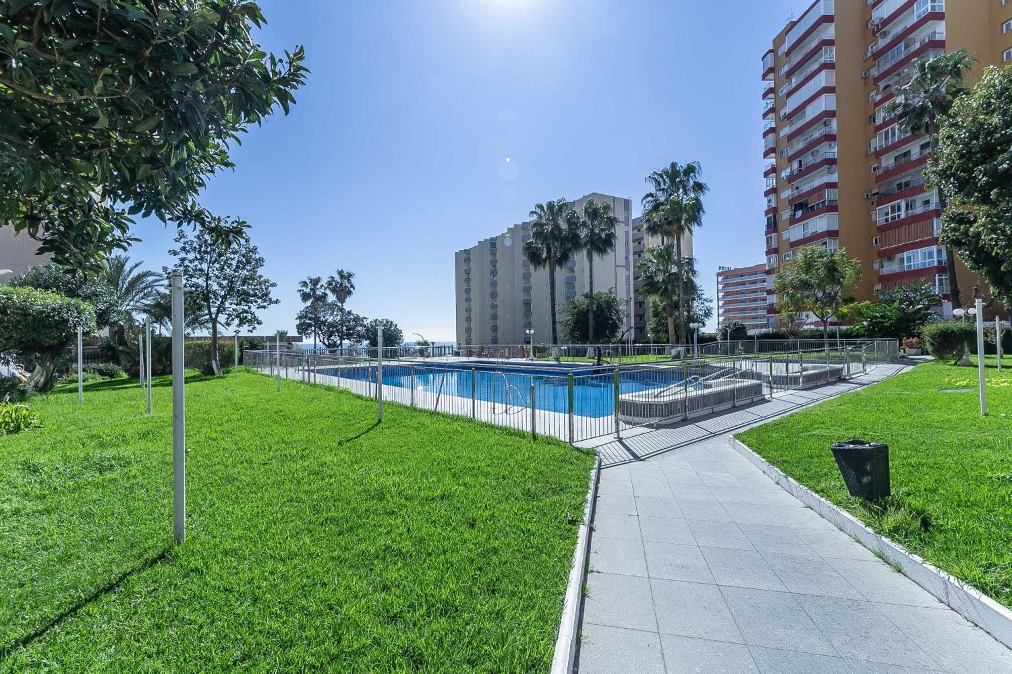 Puerto Marina, Apartamento Frente Al Mar Бенальмадена Екстер'єр фото